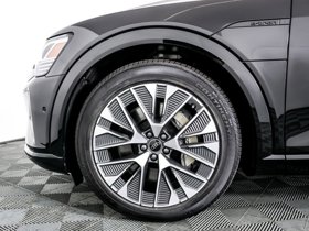 2024 Audi Q8 e-tron