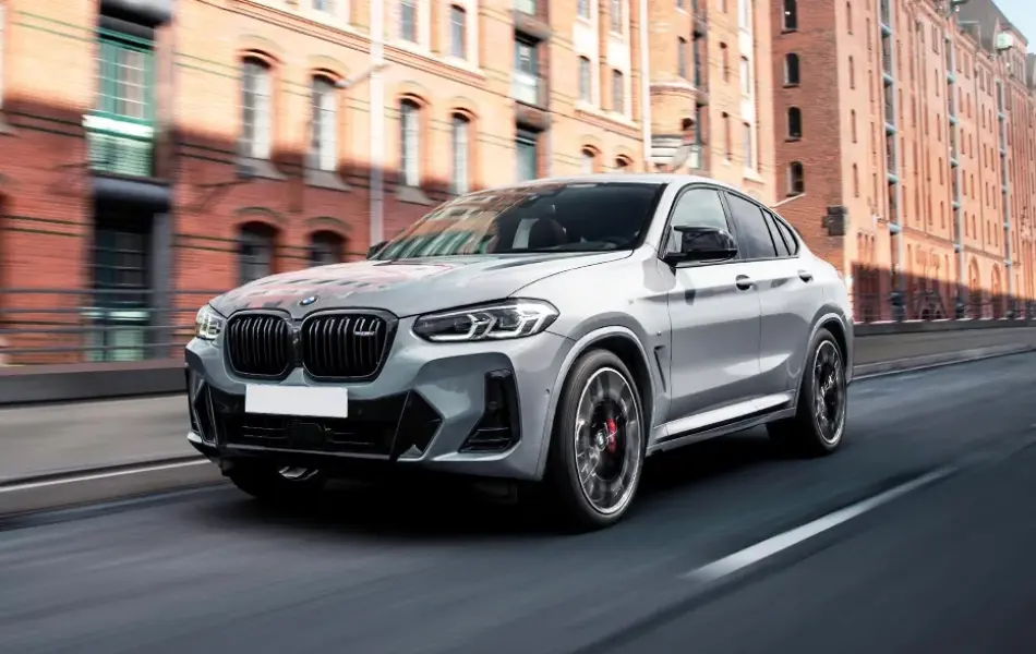 All Races X4 2025 BMW X4 Overview | All Specs & Features