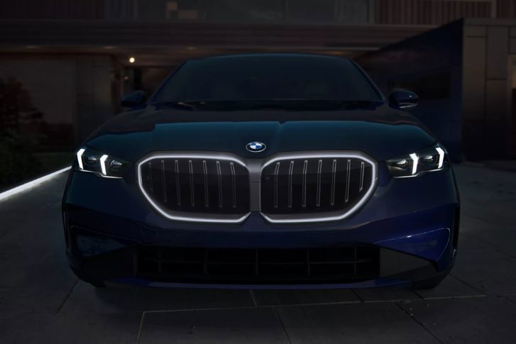 2026 BMW 5 Series Specs, Review, Pricing & Photos