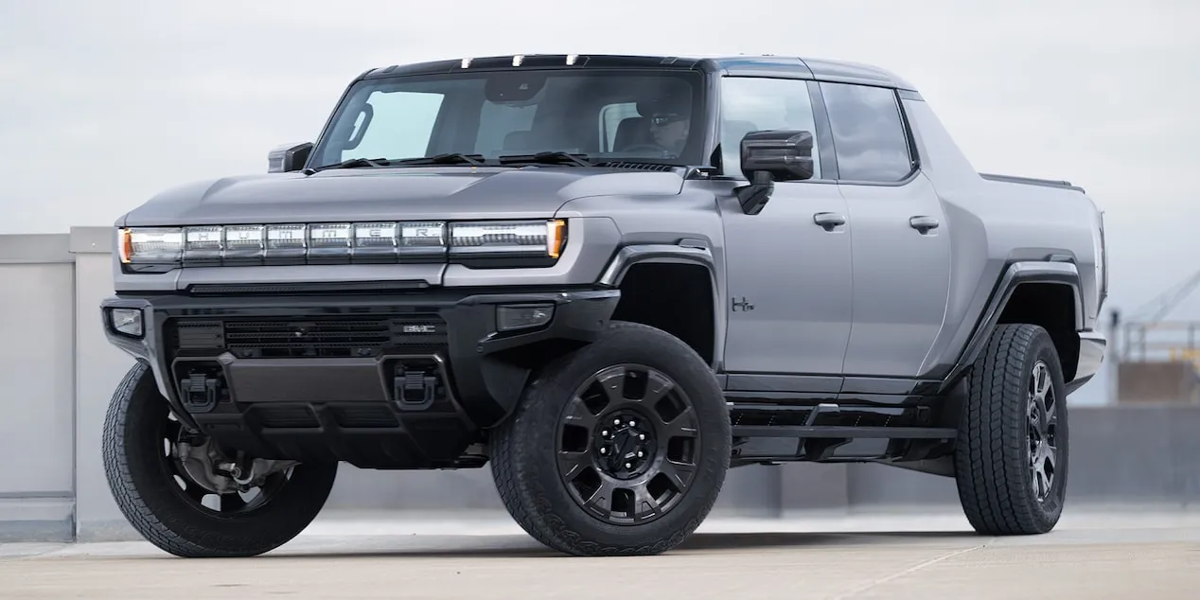 Hummera Z 2026 GMC HUMMER EV Overview | All Specs & Features