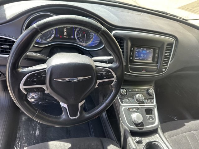 2015 Chrysler 200 Limited! COOL CAR!