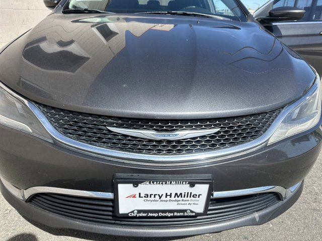 2015 Chrysler 200 Limited! COOL CAR!