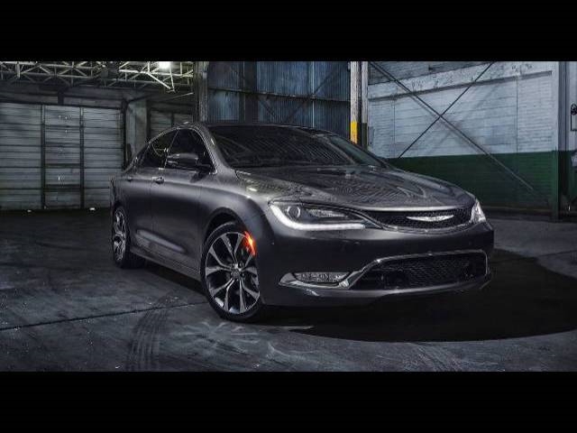 2016 Chrysler 200 4dr Sdn S FWD