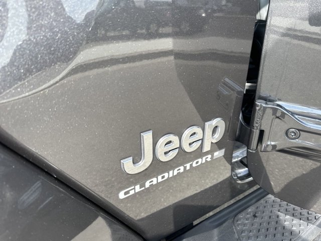2023 Jeep Gladiator Overland 4X4! FACTORY CERTIFIED WARRANTY