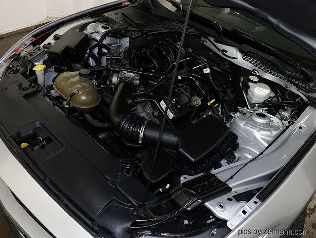 2015 Ford Mustang 2dr Conv V6