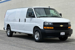 2022 Chevrolet Express 2500