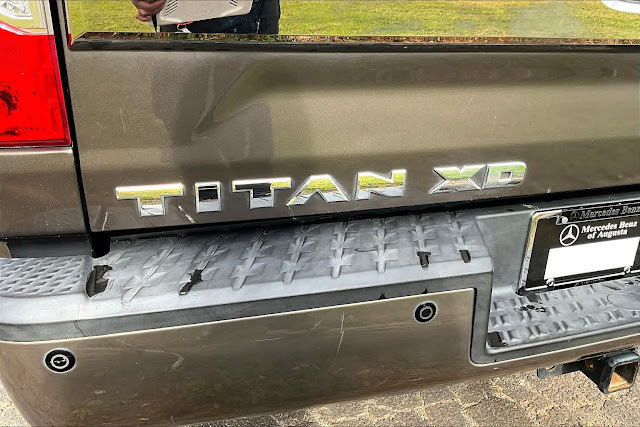 2016 Nissan Titan XD Platinum Reserve 2WD Crew Cab Diesel