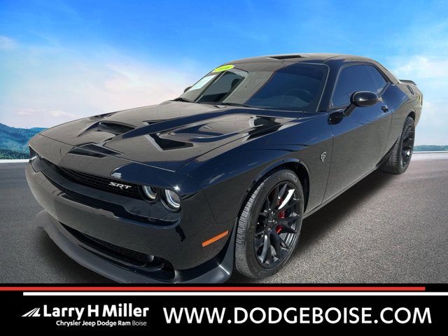2016 Dodge CHALLENGER SRT Hellcat!! LOW MILES!