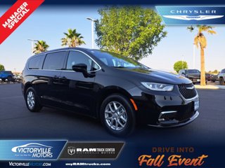 2025 Chrysler Pacifica Select Chrysler Pacifica in Victorville, California