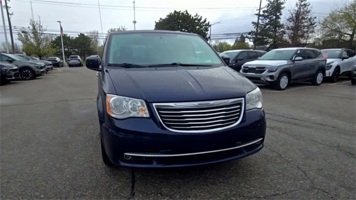 2016 Chrysler Town &amp;amp; Country