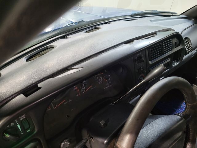 2001 Dodge Ram 1500 SLT  5.9  4x4