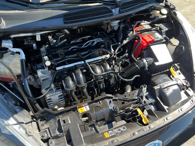 2016 Ford Fiesta 4dr Sdn SE