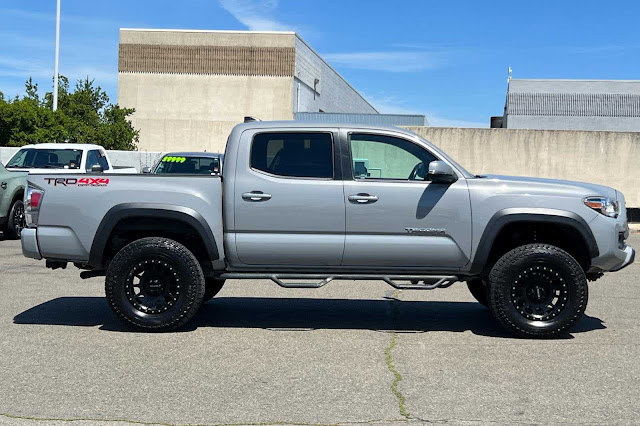 2021 Toyota Tacoma 4WD TRD Off Road Double Cab 5&#039; Bed V6 AT4WD