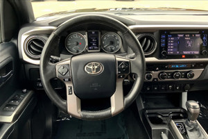2016 Toyota TACOMA