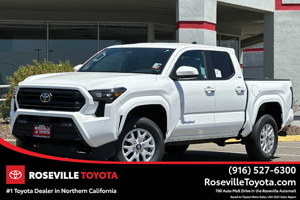 2024 Toyota Tacoma SR5 Double Cab 5&#039; Bed AT