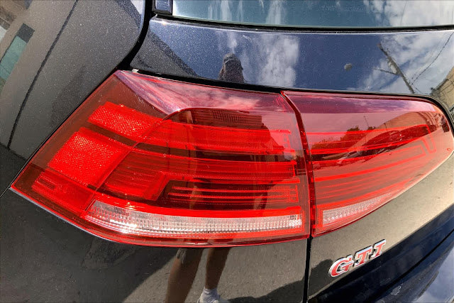 2020 Volkswagen Golf GTI S