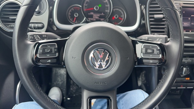 2017 Volkswagen Beetle Base