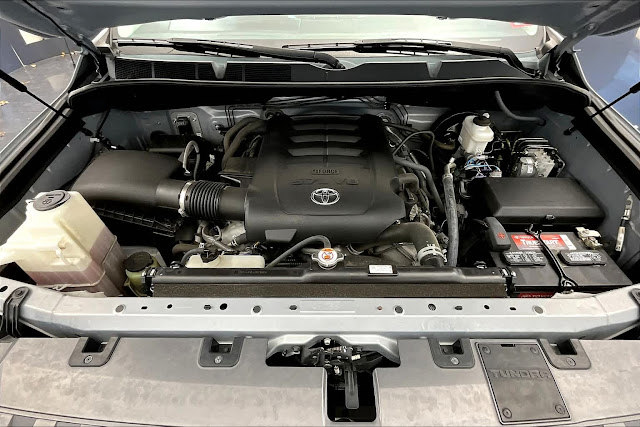 2018 Toyota Tundra SR5 CrewMax 5.5&#039; Bed 5.7L FFV