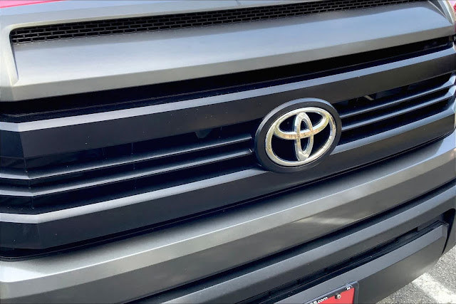 2015 Toyota Tundra SR Double Cab 4.6L V8 6-Spd AT