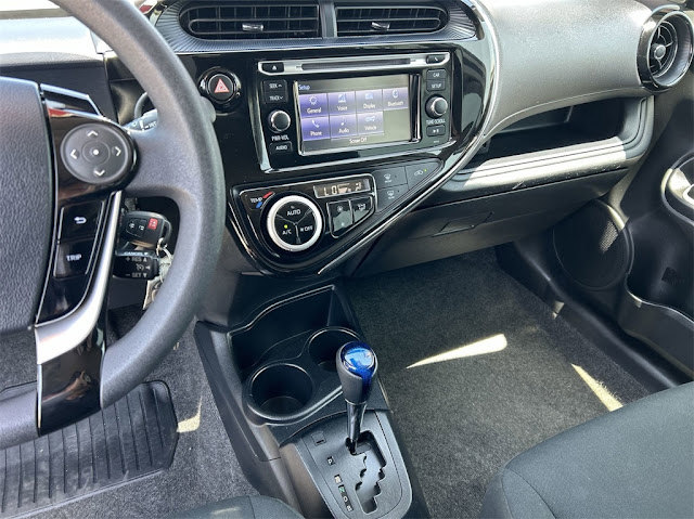 2019 Toyota Prius c L