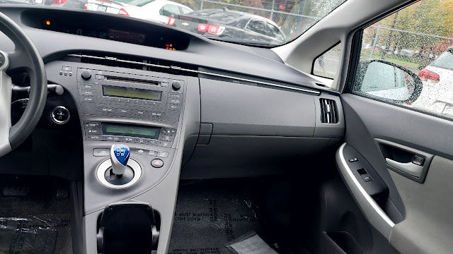 2010 Toyota Prius IV 4dr Hatchback