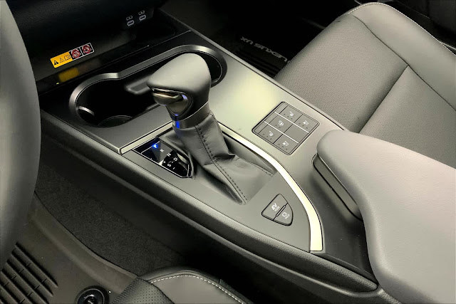 2024 Lexus UX UX 250h F SPORT Design