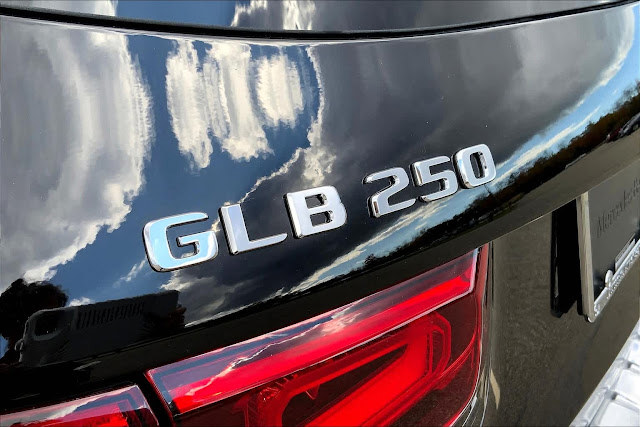 2023 Mercedes Benz GLB GLB 250