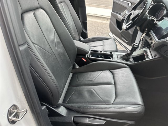 2020 Audi Q3 Premium! AWD!