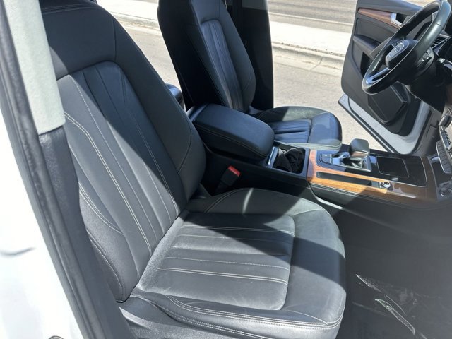 2021 Audi Q5 Premium Plus LOADED! SUPER FUN!