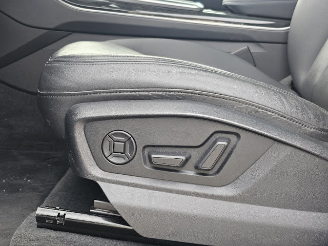 2022 Audi Q7 55 Premium Plus