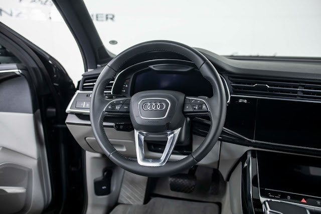 2020 Audi Q7 Base