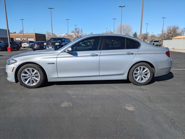 2016 BMW 5-Series 528i