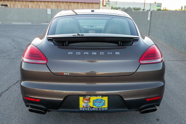 2014 Porsche Panamera 4dr HB