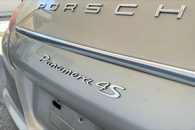 2013 Porsche Panamera 4S