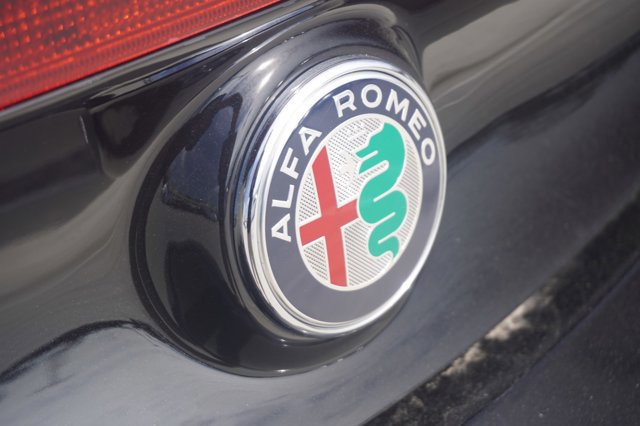 2018 Alfa Romeo 4C Coupe Base