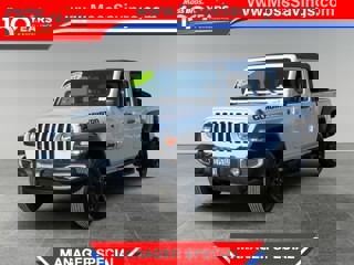 Jeep Gladiator Truck Crew Cab Jeep Gladiator in Moreno Valley, California