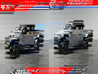 Jeep Gladiator Truck Crew Cab Jeep Gladiator in Moreno Valley, California