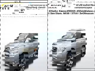 2010 Toyota Highlander Limited V6 Toyota Highlander in Kalamazoo, Michigan