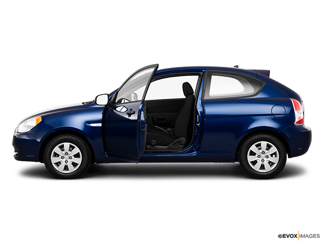 2010 accent deals hatchback